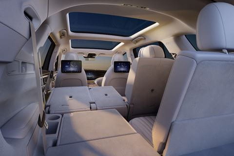 Mercedes EQS SUV interior 4