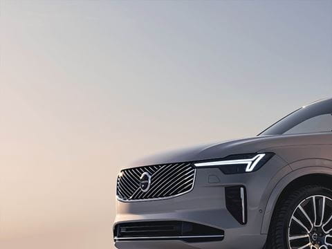 331881_New_Volvo_XC90_Exteriors