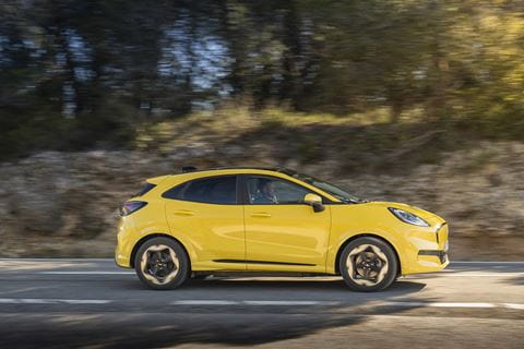 Puma_Gen-E_Electric_Yellow_008-LOW