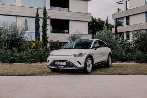 smart-hashtag3-premium-ceramic-cream-exterior-mallorca15_small