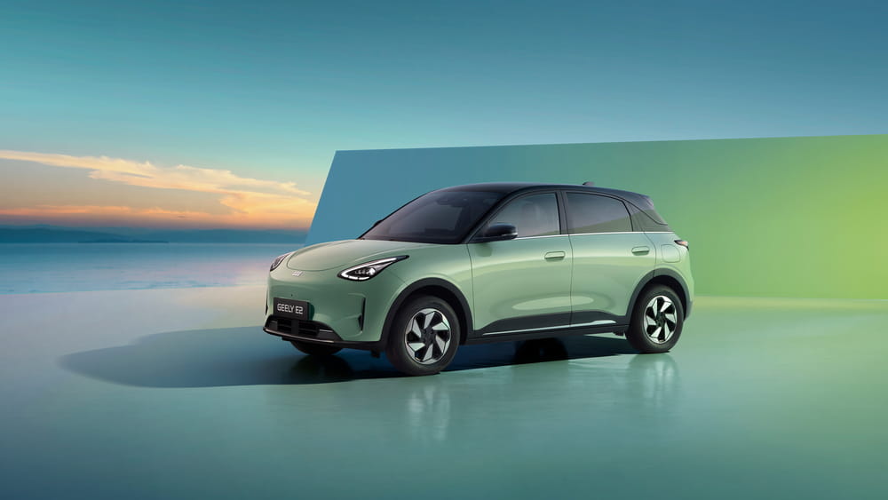 2_Geely_E2_Side