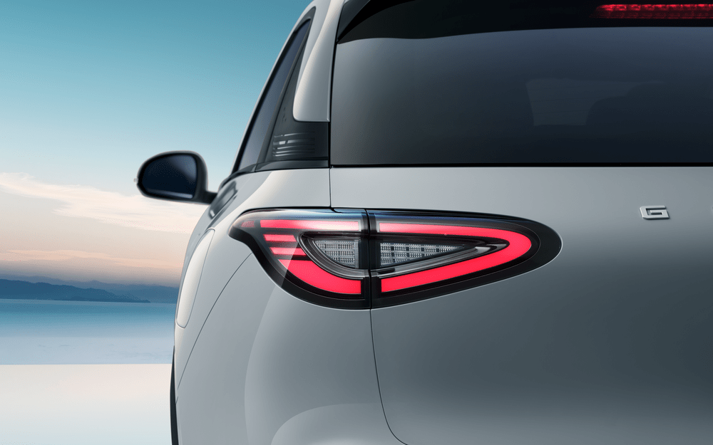5_Geely_E2_Lights