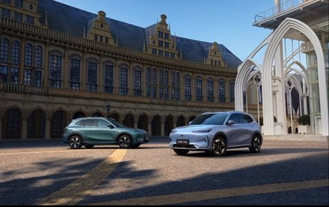 Geely E5 - Dual Color Showcase