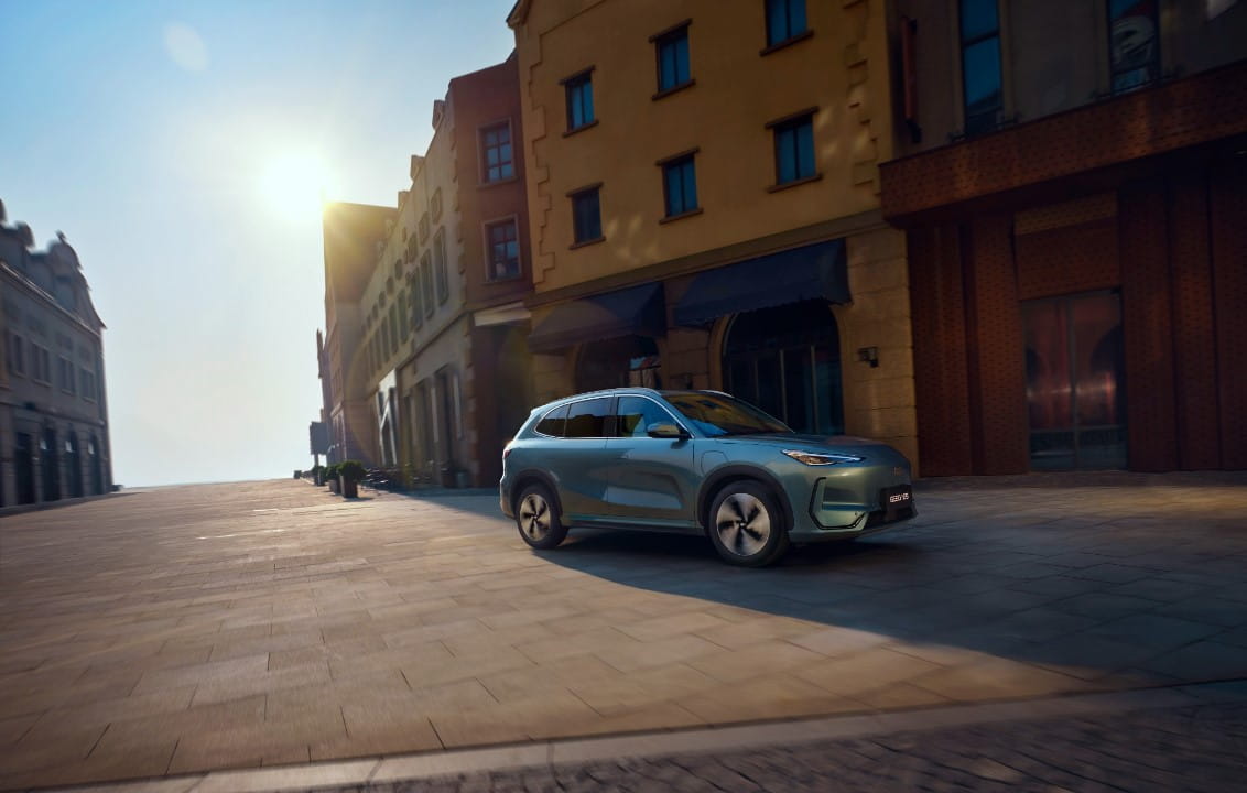 Geely E5 - Urban Motion Drive