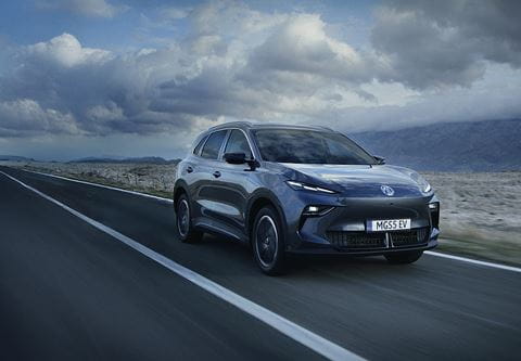 MG S5 EV in de kijker MGS5EV_FrontDriving