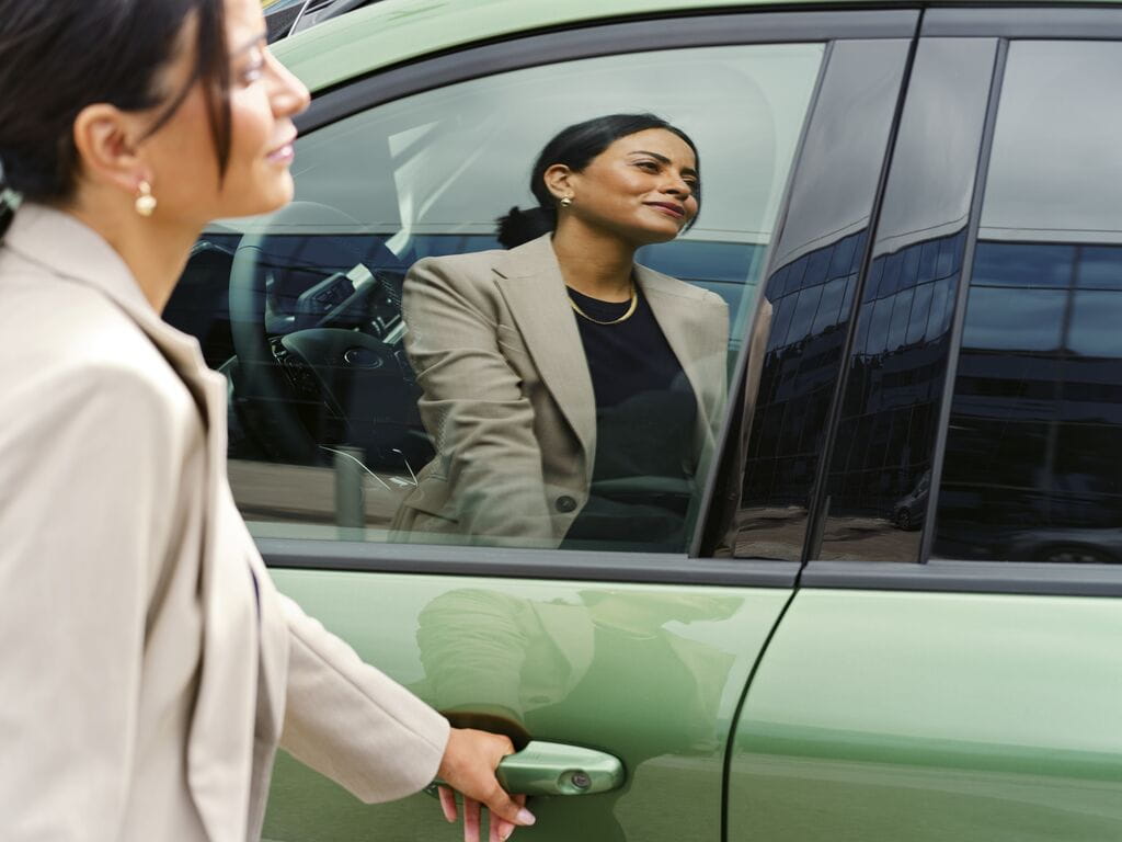 Medium-AYVENS-5_0039-V3