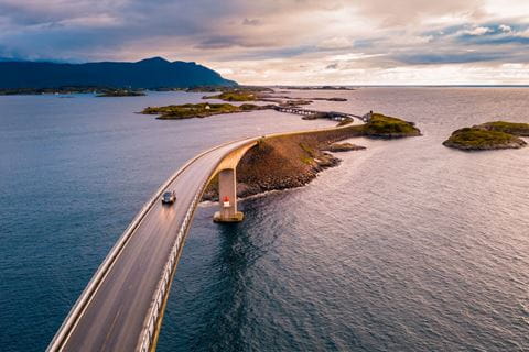 Large-GettyImages-1176591476-editde