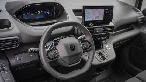 Peugeot_E-Partner-4