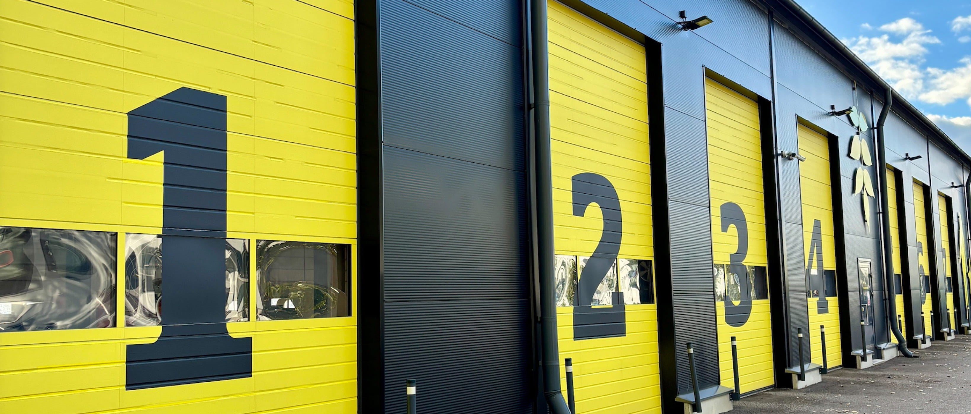 Mekononen-hero_3280x1400