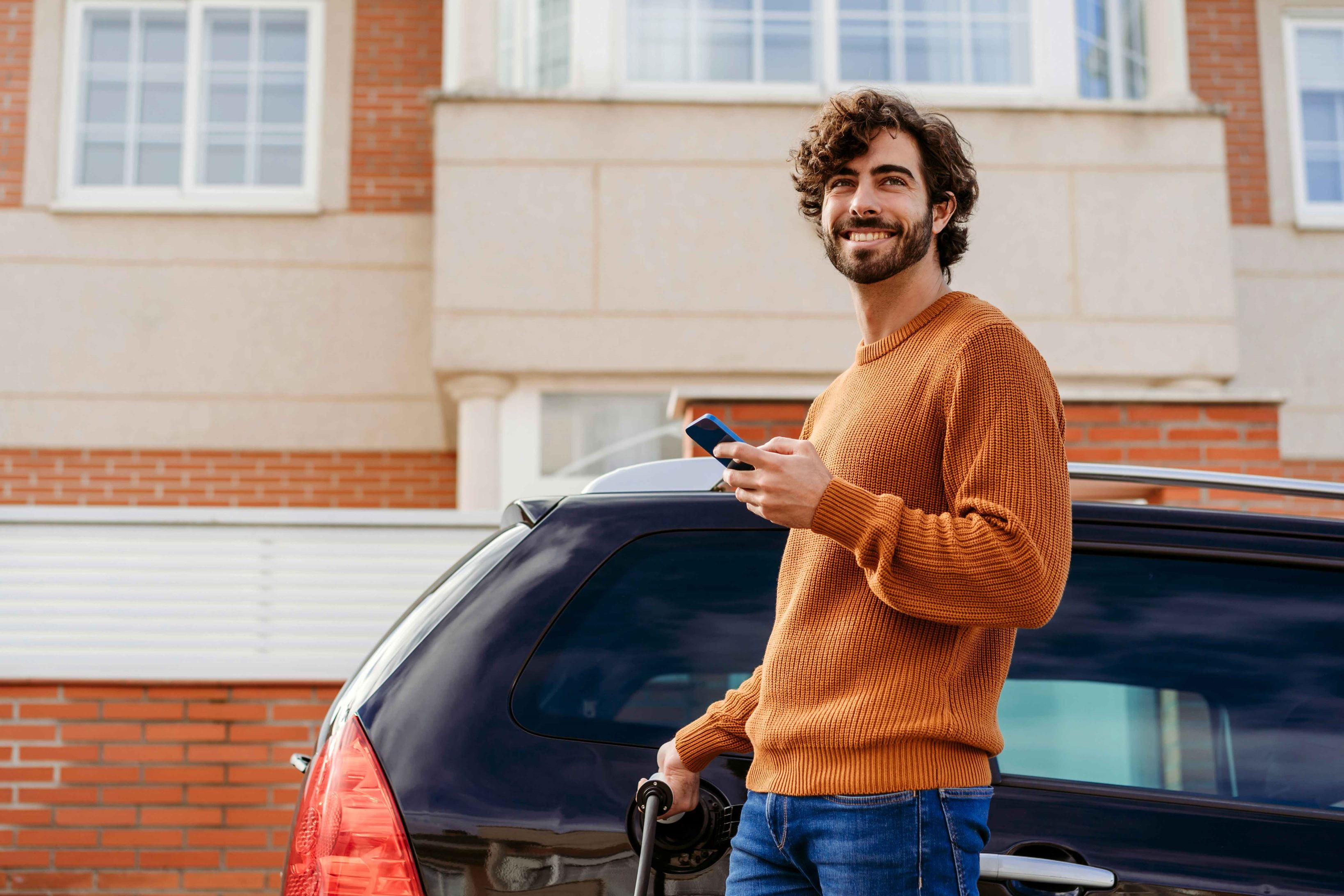 Ayvens-recharging_in_progress_high-make-lighter