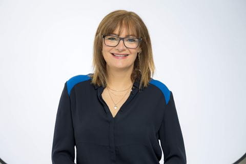 Suzanne Phillips