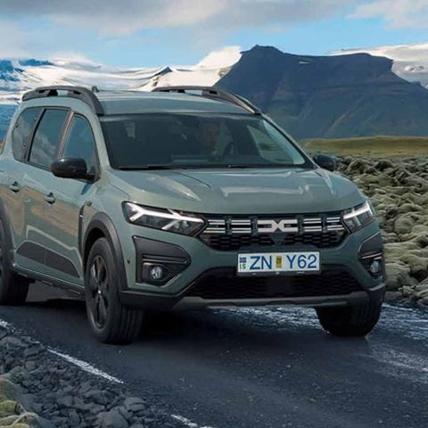 Auto-usate-a-7-posti-_2_Dacia-Jogger