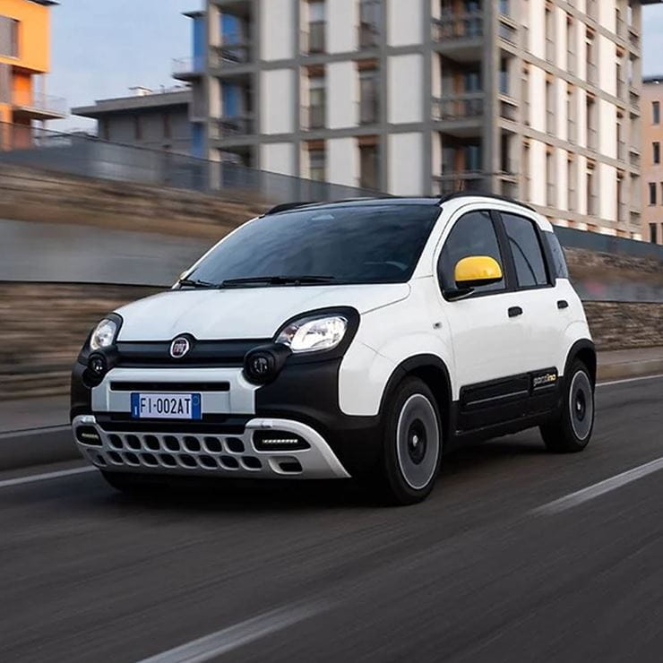 Fiat Panda 2026: Pandina e Grande Panda a confronto | Ayvens