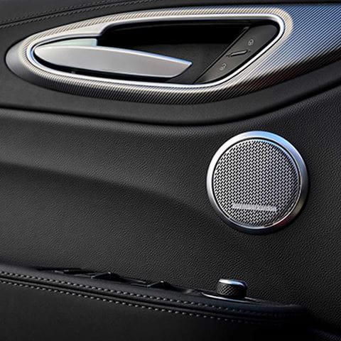 alfa-romeo-giulia-03_ImageInterna