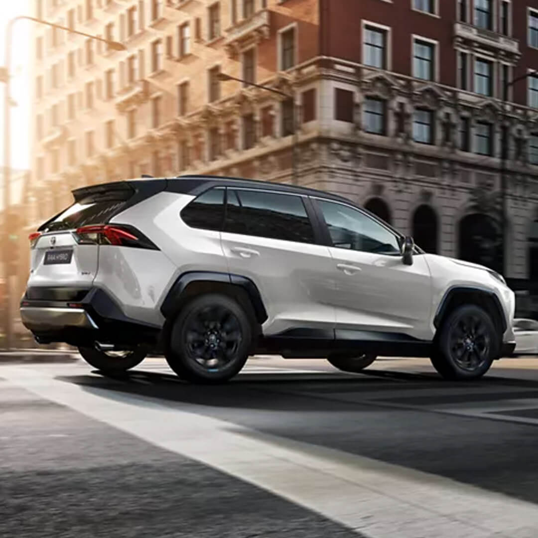 suv-a-benzina-toyota-rav4_ImageInterna