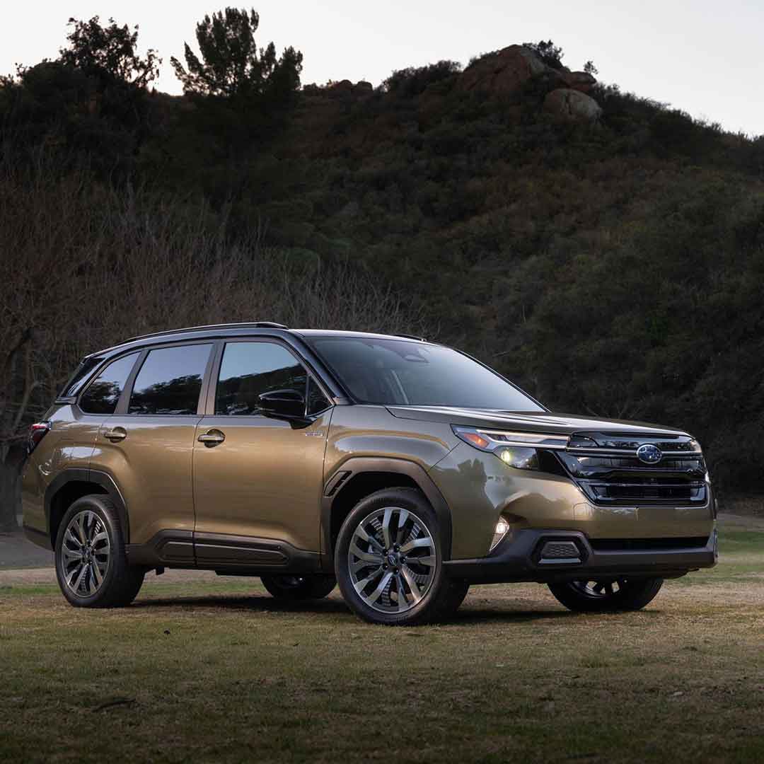 Auto-full-hybrid-2025_Subaru-Forester-Hybrid-(2025)