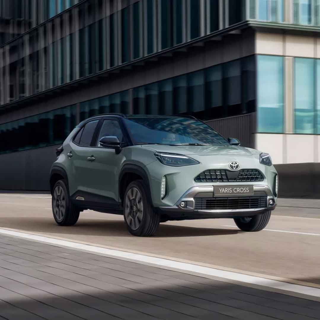 Auto-full-hybrid-2025_Toyota-Yaris-Corss