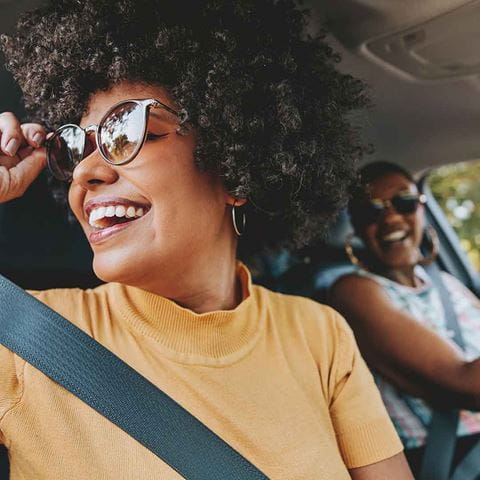 Accessori-utili-per-chi-viaggia-spesso-in-auto_2
