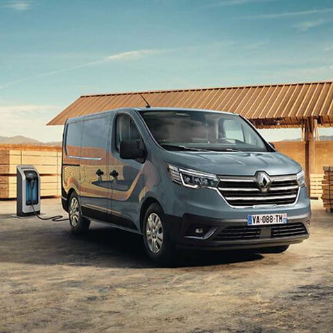 5-modelli-di-veicoli-commerciali-in-NLT_renault