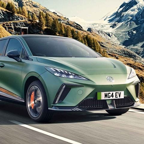 Incentivi-noleggio-a-lungo-termine-auto-elettriche_MG4