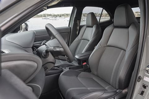 2024-yaris-cross-urban-khaki-dpl-interior15