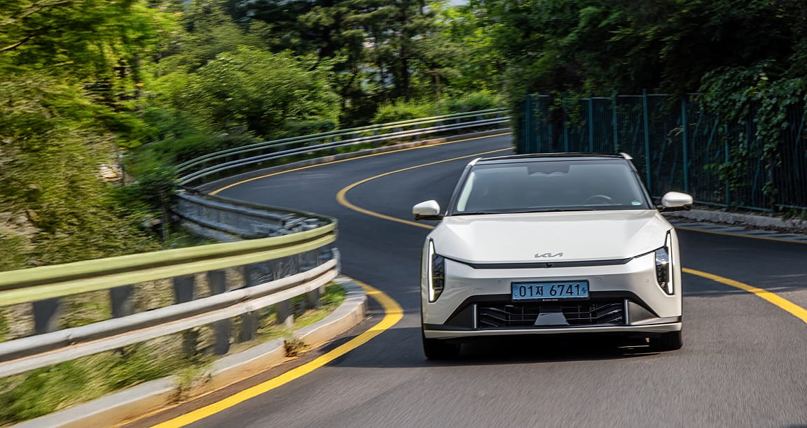 Kia_EV4_4