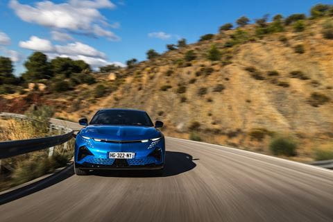 Alpine-A390-GT-Bleu-Alpine-Vision6