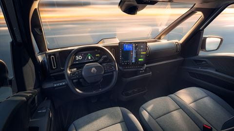 2Renault-Trafic-Van-E-Tech-electric