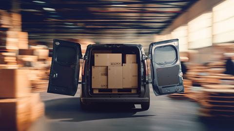 3Renault-Trafic-Van-E-Tech-electric