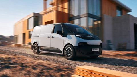 Renault-Trafic-Van-E-Tech-electric