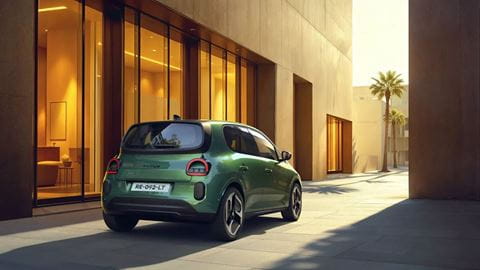 twingo-etech-electric--side-viewjpg