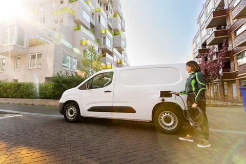 Maak je wagenpark elektrisch! Small-NL_22_237