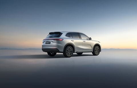 1766543784-exterior-dynamic-rear-design