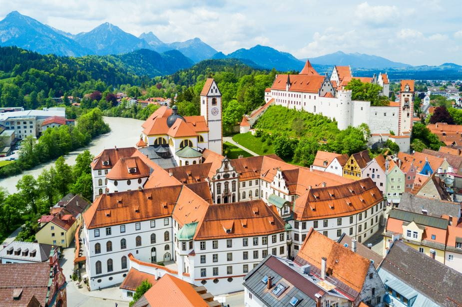 shutterstock_2090546800 - fussen