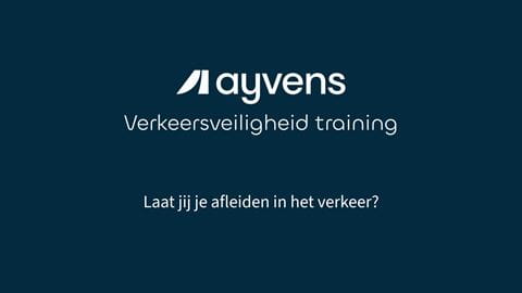 06_AYVENS_LAAT_JIJ_JE_AFLEIDEN_IN_HET_VERKEER_STILL_2024