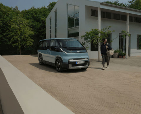 kia-pv5-passenger-7-zits