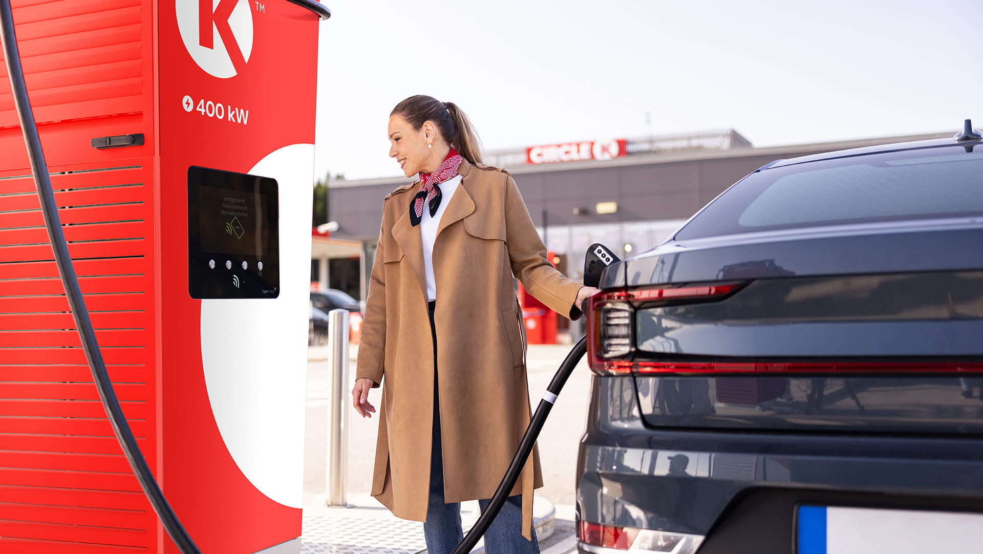 circle-k_charging-electric-car