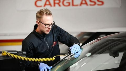 hurtigruta-carglass-reparasjon_utvendig