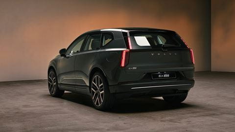 volvo-ex60-rear 1920x1080