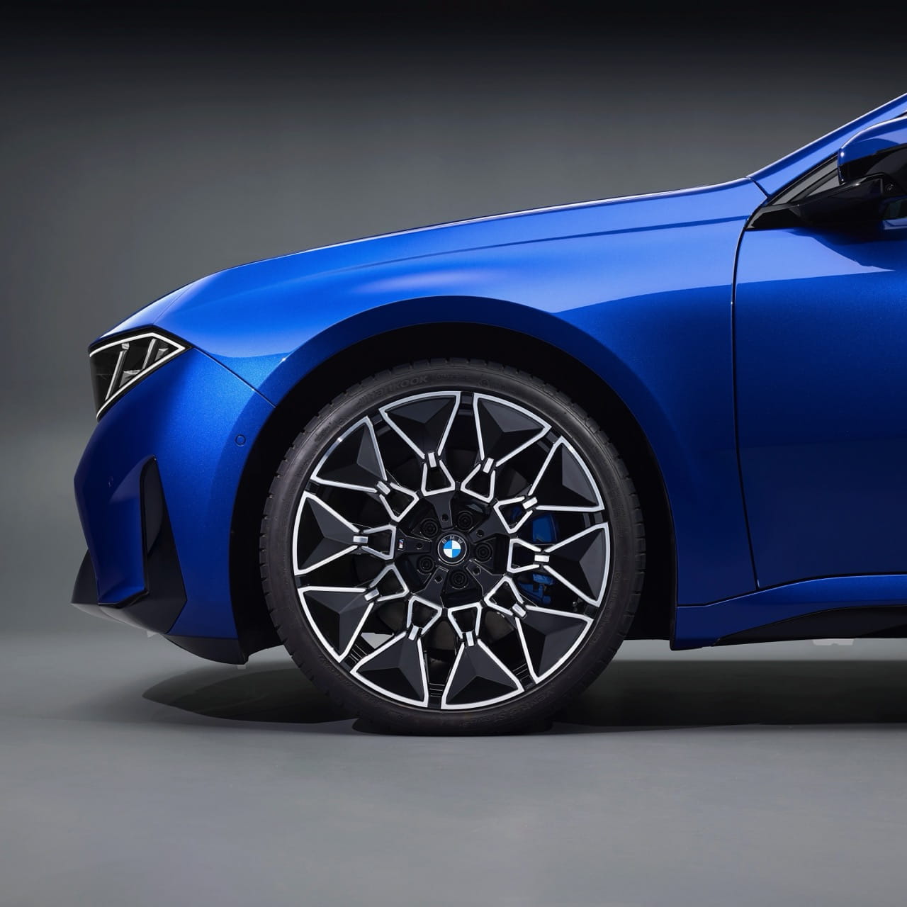 i3-details tires 2 Large