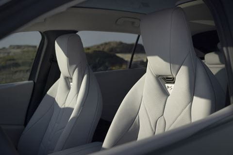 3_DSN7_Interior
