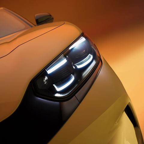 capri-details front Large