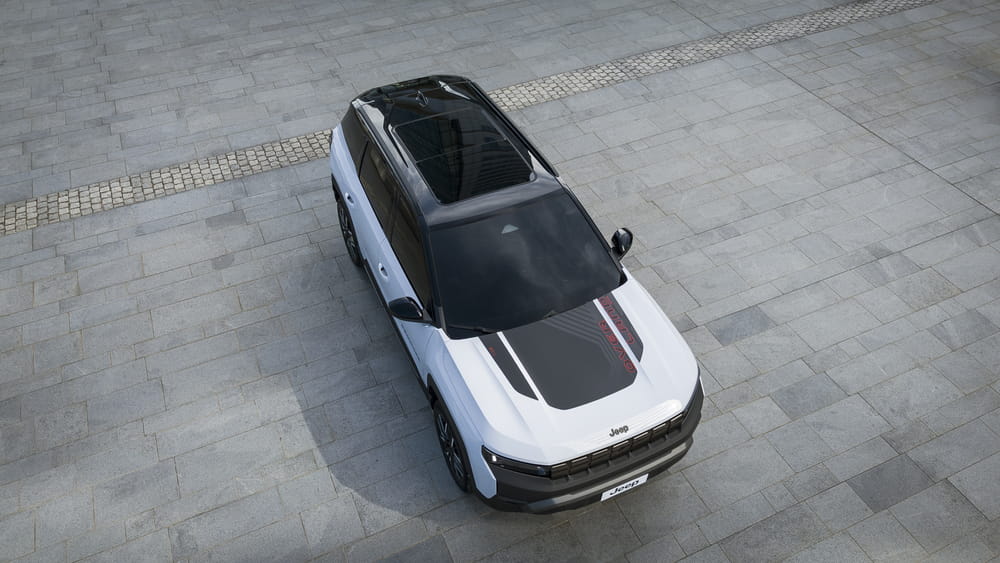 7_Jeep_Compass_Top