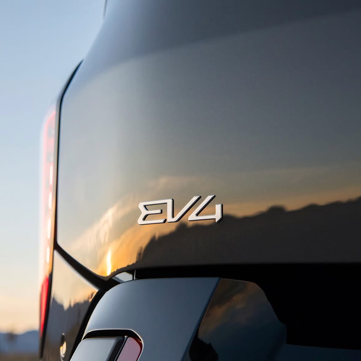 ev4-logo detail (1)