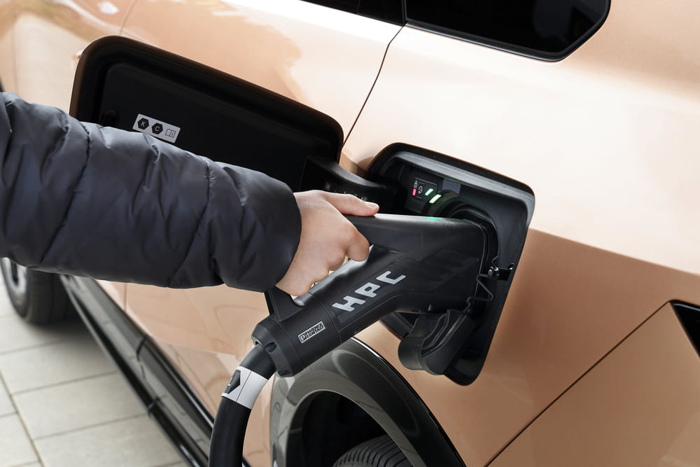 10_OpelGrandland_Charge