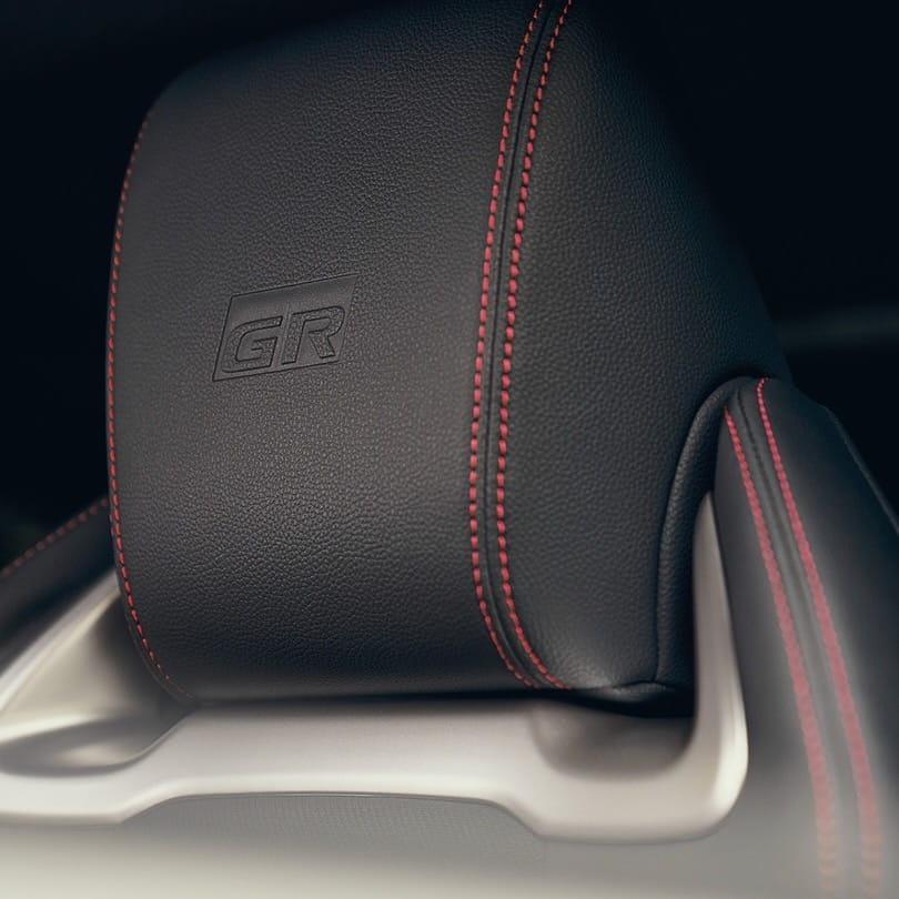 toyotacorollahatchbackinterieu2e16d0bafill1440x81090k7VvB