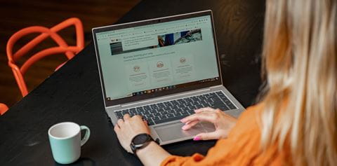 Website header large-NL_23_ 58