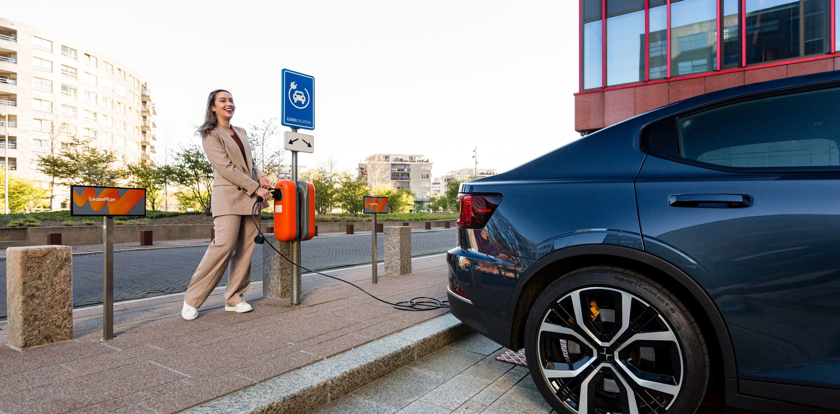 e-auto_innovci_Website header large-NL_22_124