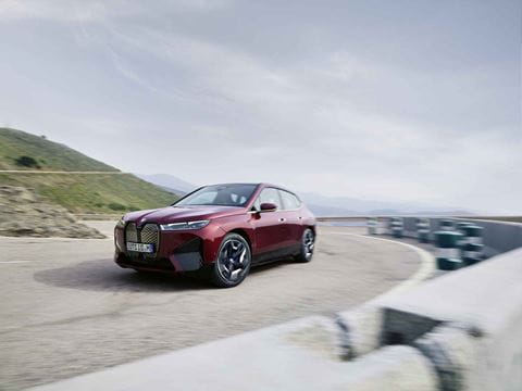 BMW iX