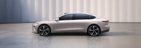 NIO ET 7 profile crop